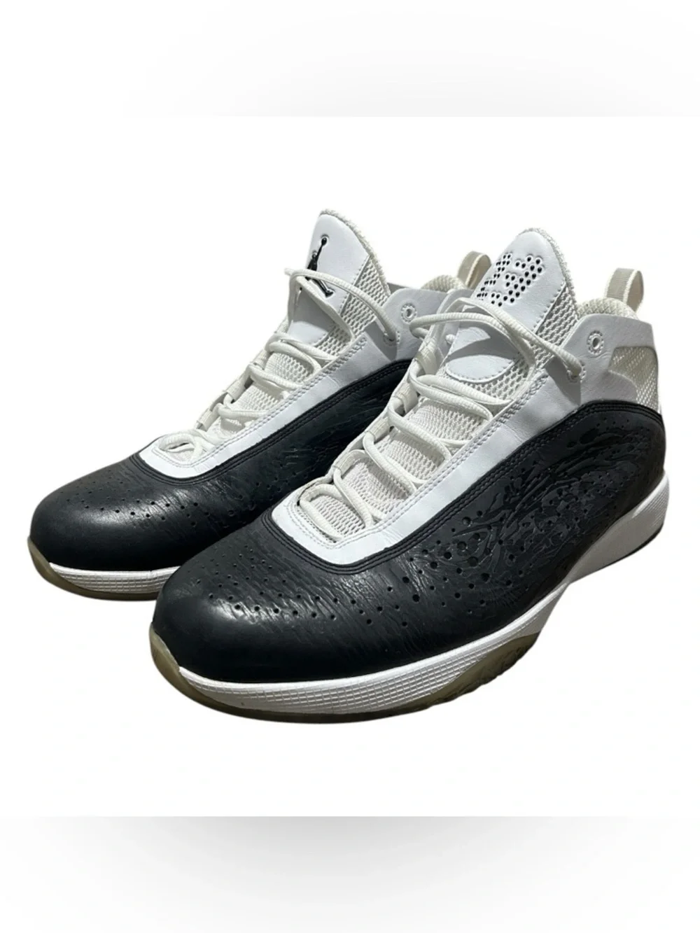 Air Jordan 2011 White Black Sneakers Mens 436771-101 Sz 12